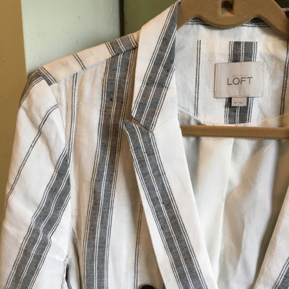 Ann Taylor Loft Linen double breasted Blazer - Picture 2 of 2